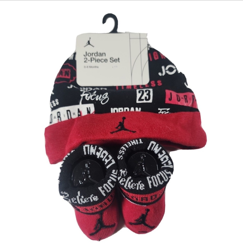 Nike Jordan 2-Piece Baby Set Red Black Jumpman Logo, Beanie & Booties, 0-6M NEW
